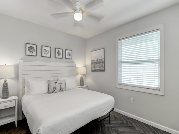 Bradenton Beach Four Bedroom Vacation Home with Pool & Spa